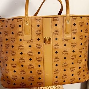 XL MCM VESTOS TOTE BAG